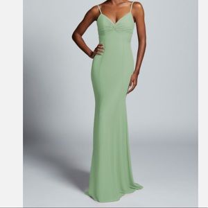 HAYLEY PAIGE Chiffon A-line gown — Size 4, Sage, Style 52150